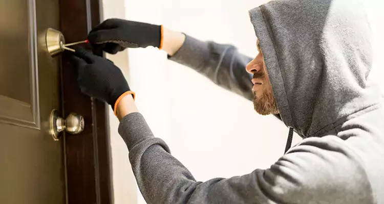 Emergency Motel Lock Repairs—Available 24/7 in Westchase, FL